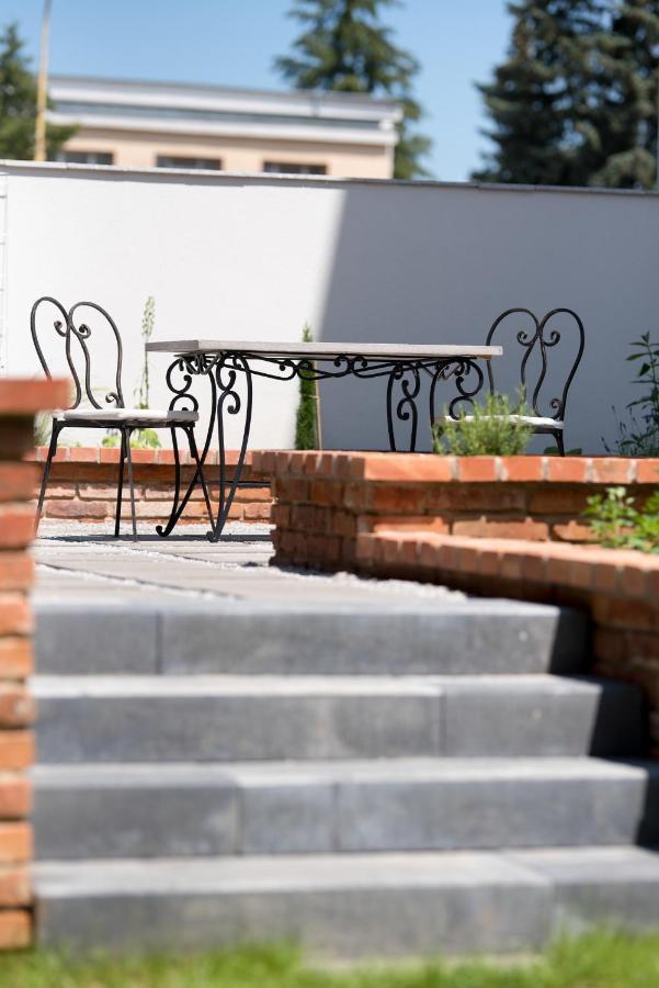 Stara Posta Bed & Breakfast Svidnik Exterior photo
